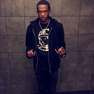 Meet your Posher, Aaron